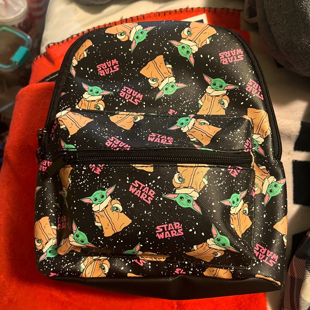 🎒Star Wars Baby Mandalorian Mini Back Pack! New
